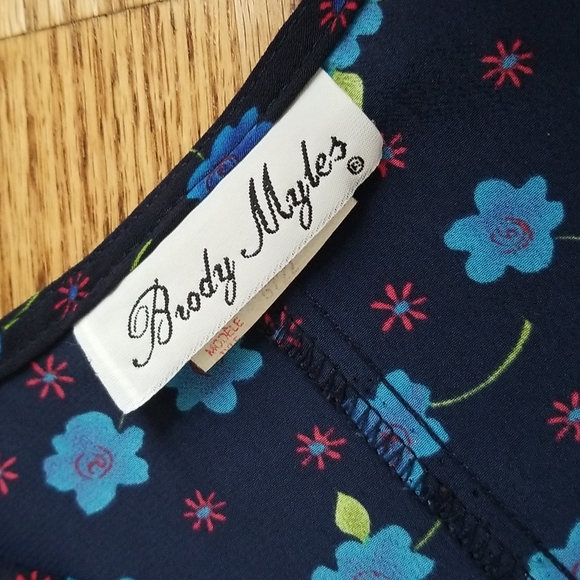 (12) Brody Myles Flowy Floral Print Maxi Dress Wedding Vacation Occasion Formal - Picture 4 of 7